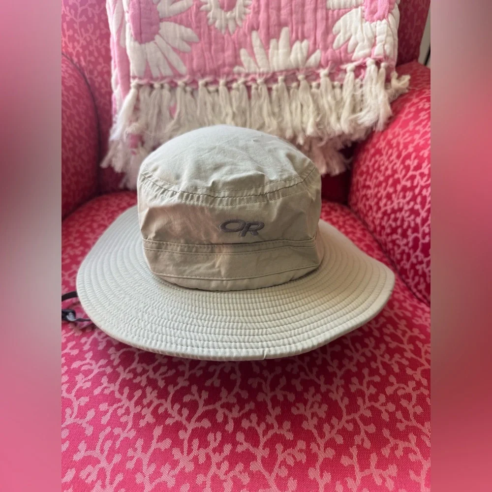 Outdoor Research Kids Bucket Hat, Size Medium 3-6 Y, Tan